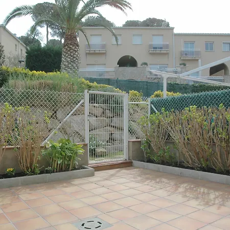 Casa Tarradelles By Hauzify Holiday home *